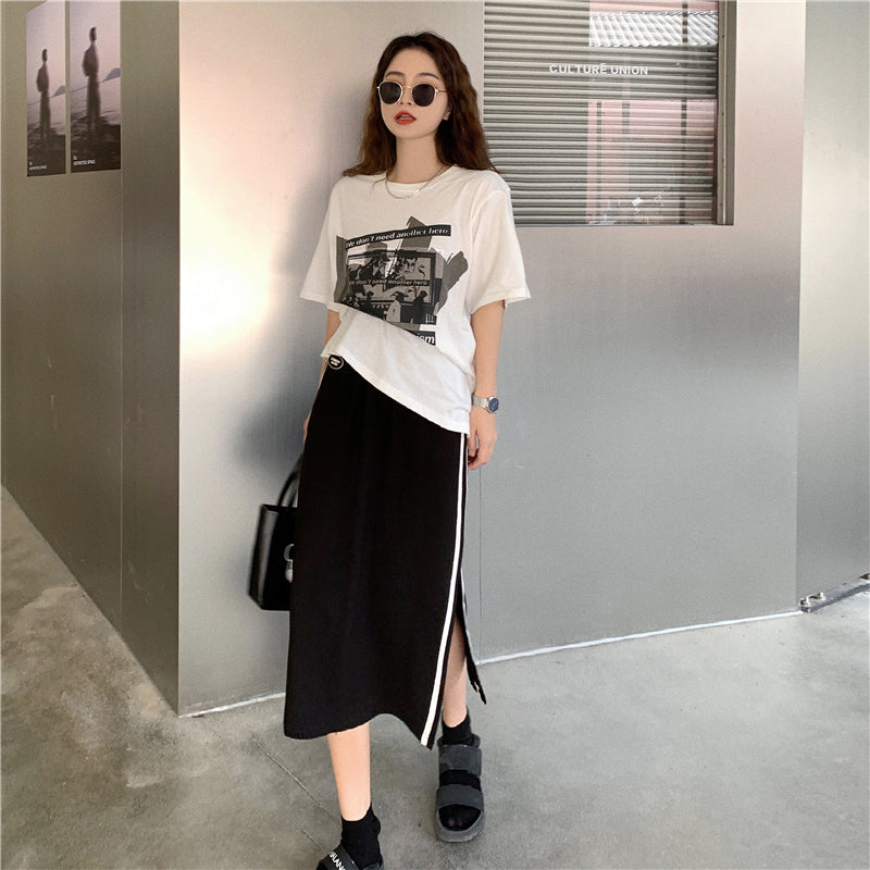 Split skirt female summer 2021 new pattern Korean fashion stripe skirt Medium and long term Show thin High waist skirt